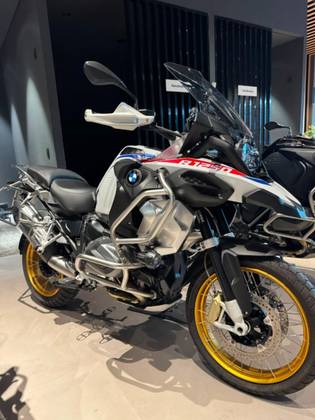 BMW R 1250 GS ADVENTURE BMW R 1250 GS ADVENTURE